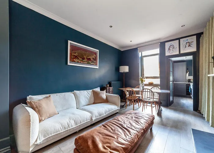 Arte Stays - 2 Bed Luxurious Flat, Garden, 5Min Dalston St., Parking Available, Serviced Accommodation - Up To 5 Ppl