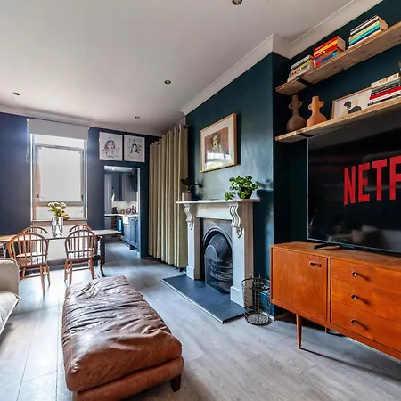 Arte Stays - 2 Bed Luxurious Flat, Garden, 5Min Dalston St., Parking Available, Serviced Accommodation - Up To 5 Ppl Londra Esterno foto