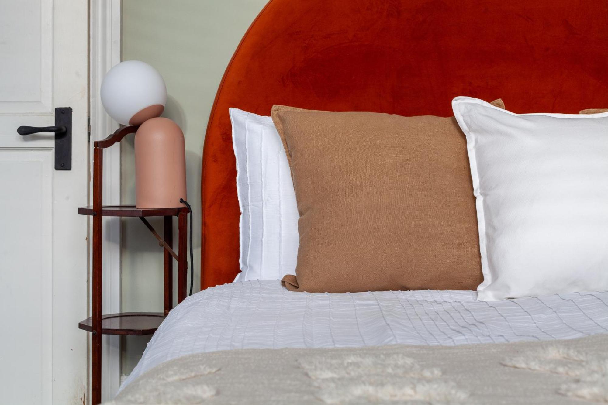 Arte - 2 Bed Luxurious Flat, Garden, 5min Dalston St., Parking Available, Serviced - Up To 5 Ppl Апартаменты *
